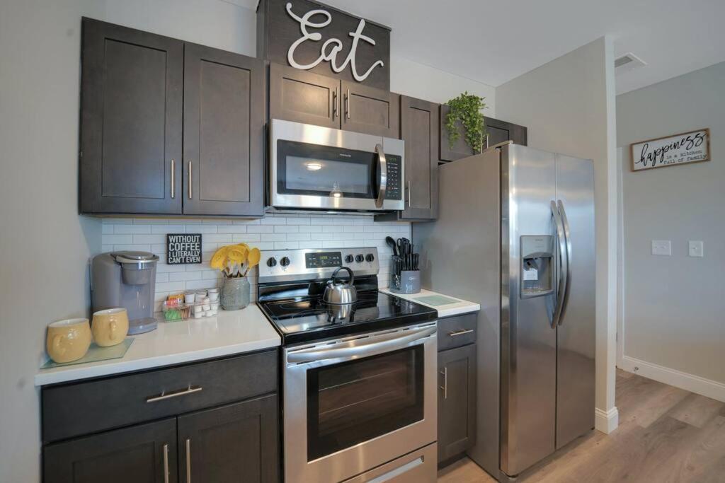 Beautiful 2Br Apt/Ewr Airport/King /Free Parking Newark Dış mekan fotoğraf